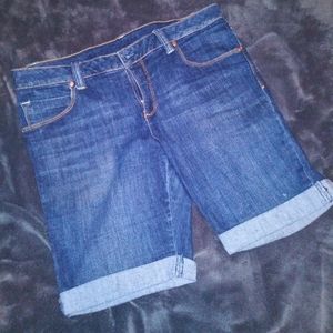 Ladies Bermuda denim shorts